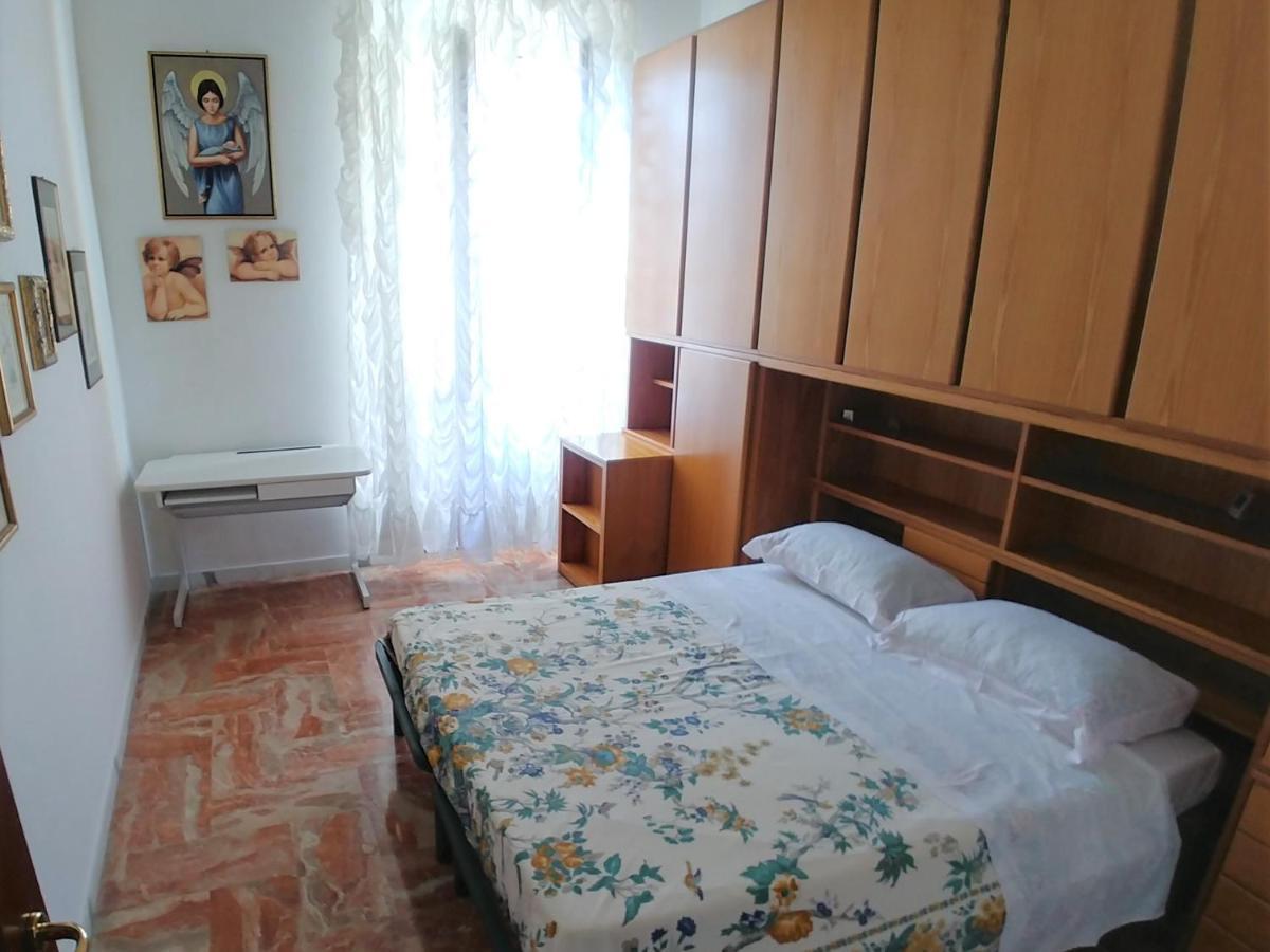 La Romantica Леванто Екстериор снимка