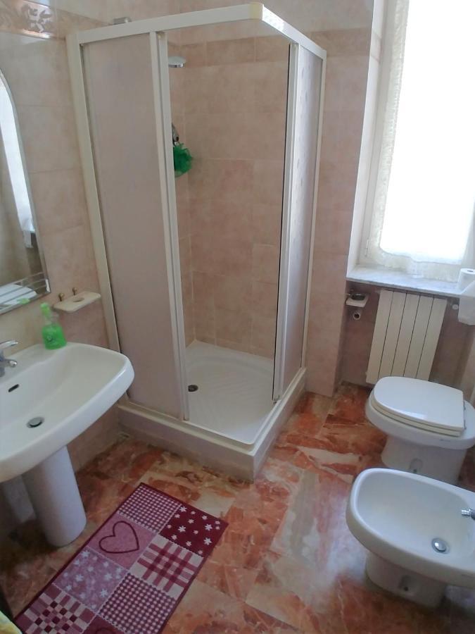 La Romantica Леванто Екстериор снимка
